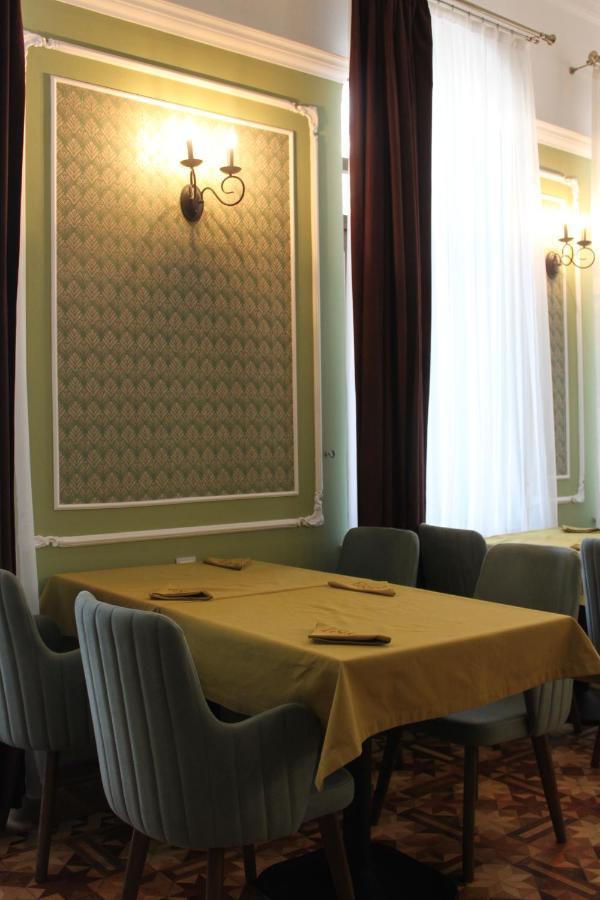 Hotel 1883 Баку Екстериор снимка