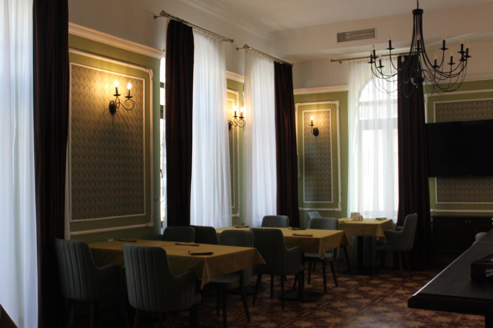 Hotel 1883 Баку Екстериор снимка